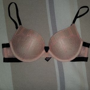 Victoria's Secret 36B bra washed but never worn